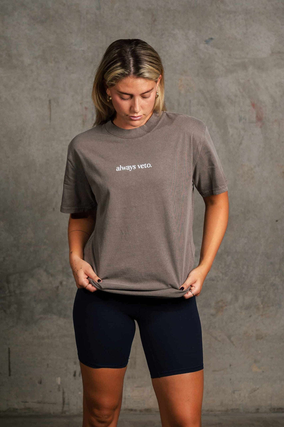 ALWAYS VETO SIGNATURE TEE - FADED GREY