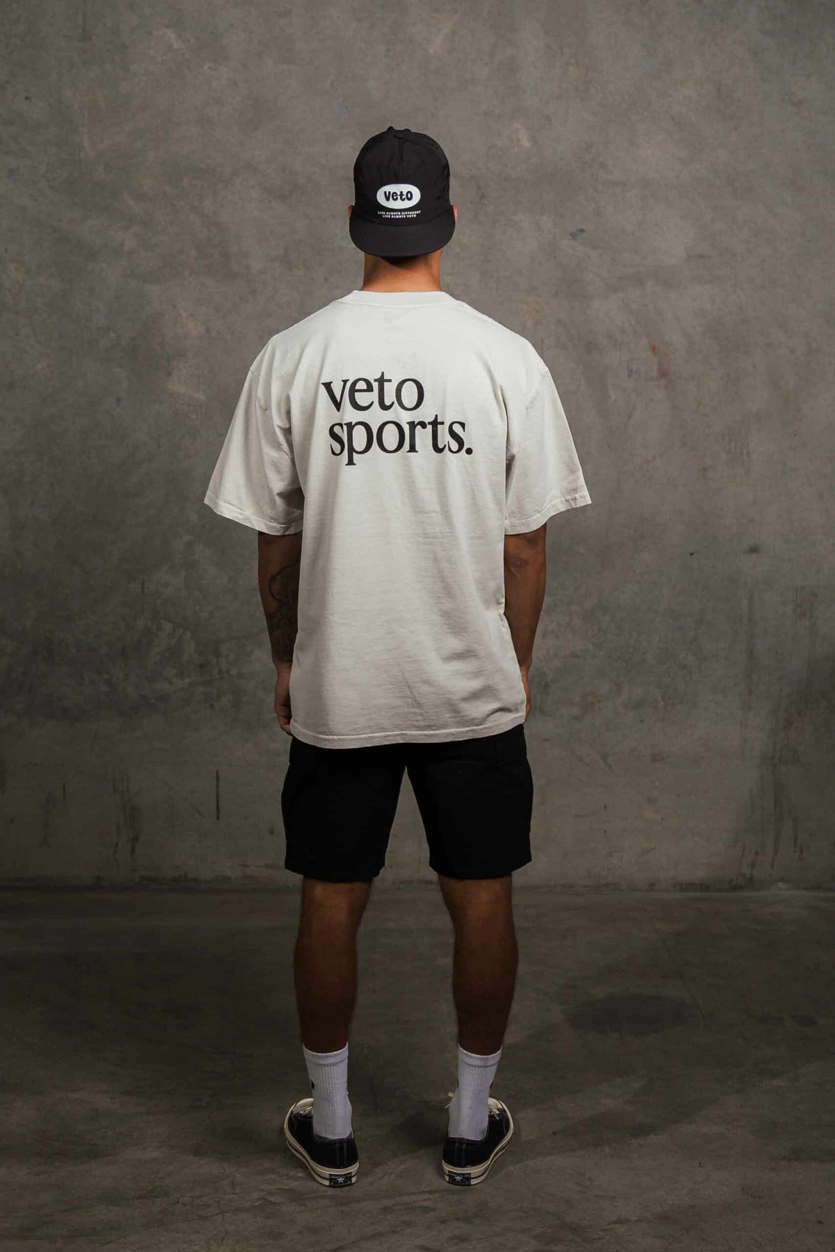 VETO SPORTS SIGNATURE TEE - FADED BONE