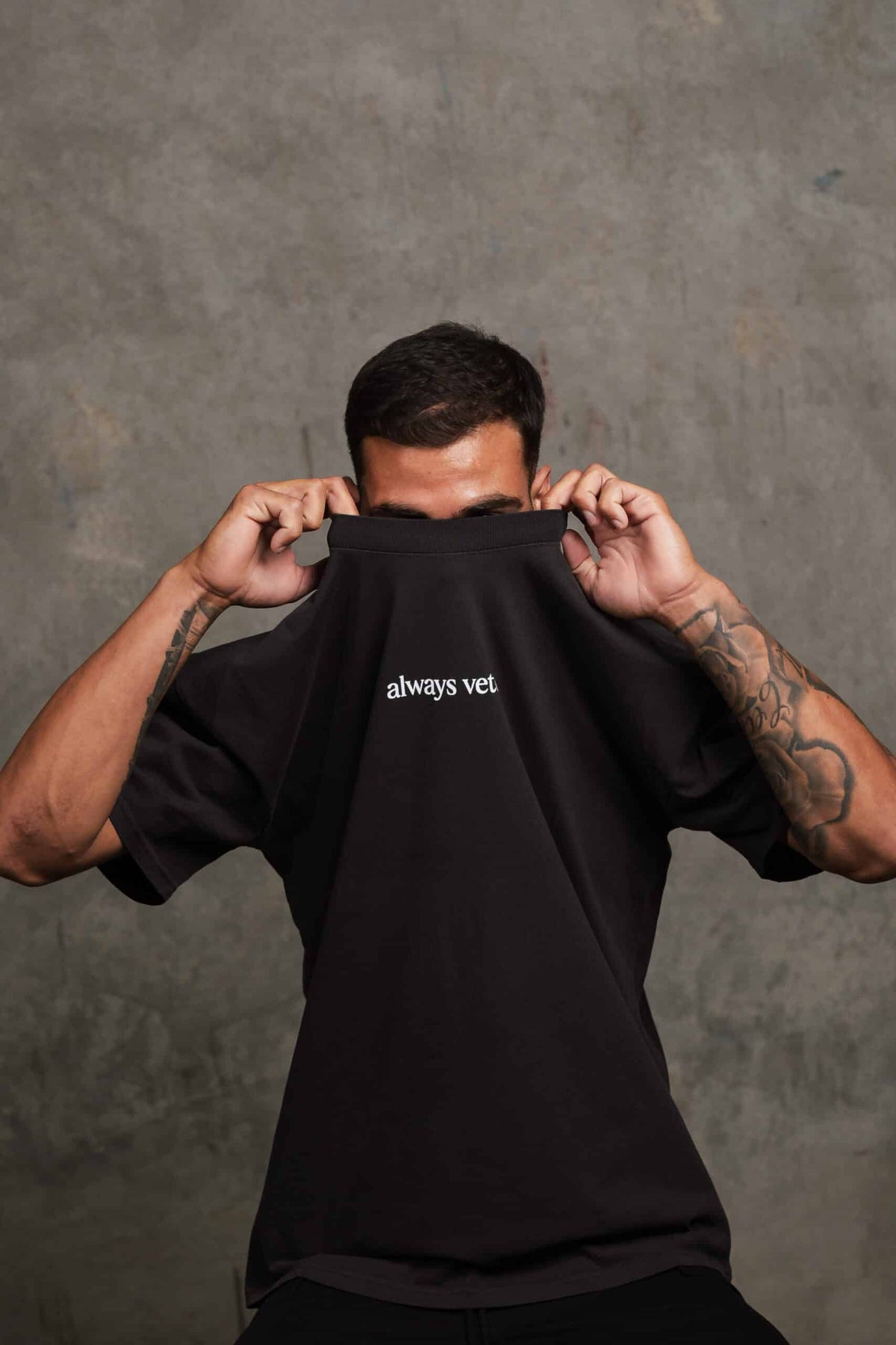 ALWAYS VETO SIGNATURE TEE - FADED BLACK