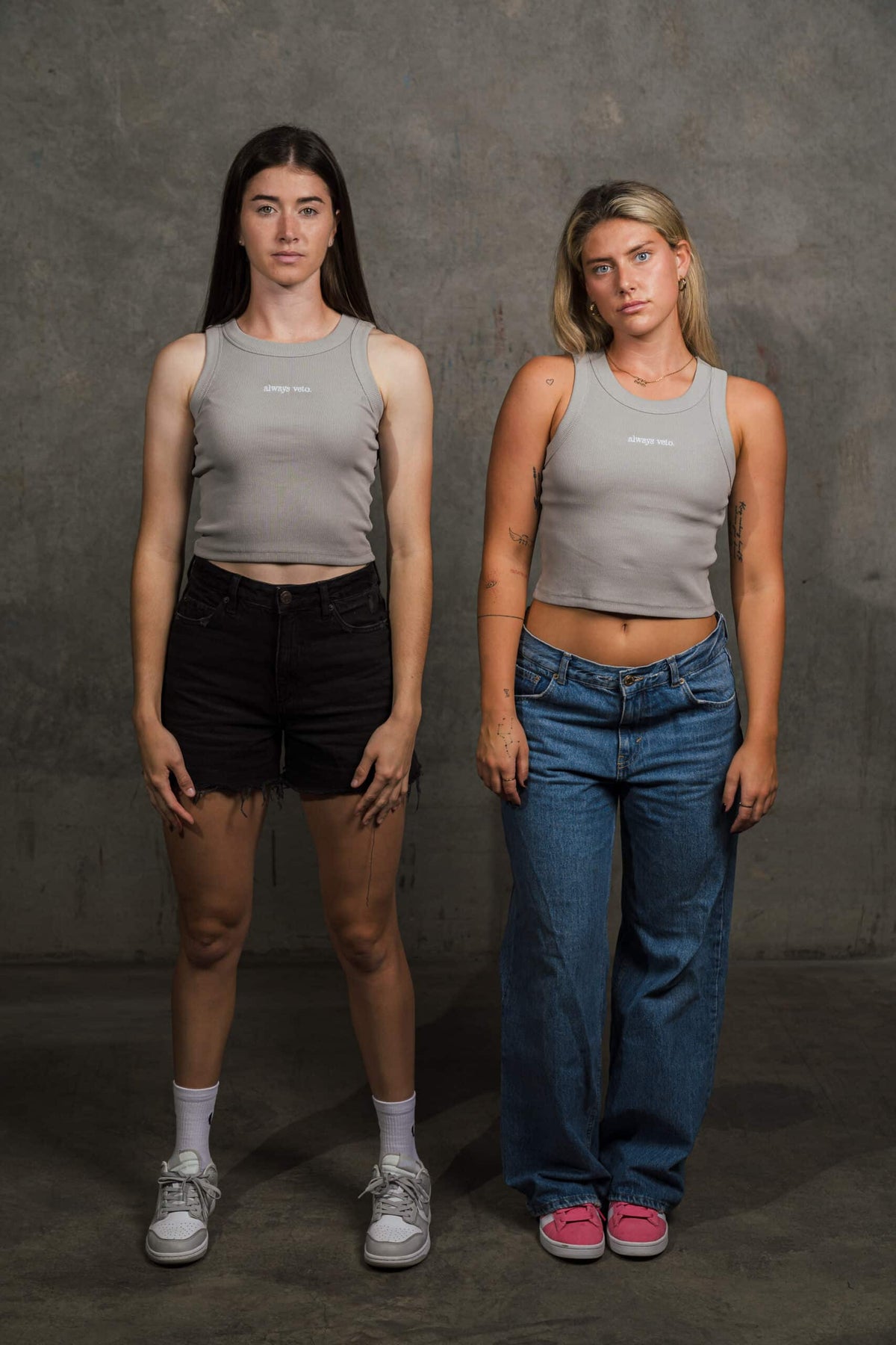 ALWAYS VETO SIGNATURE CROP - STORM GREY
