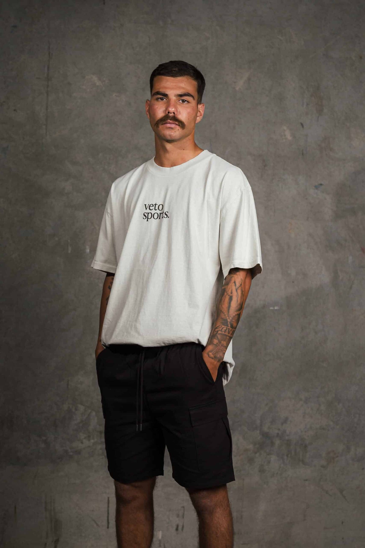 THE STAPLE CARGO - BLACK
