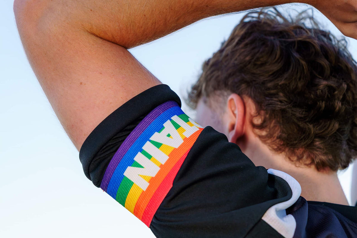 CAPTAINS ARMBAND - PRIDE