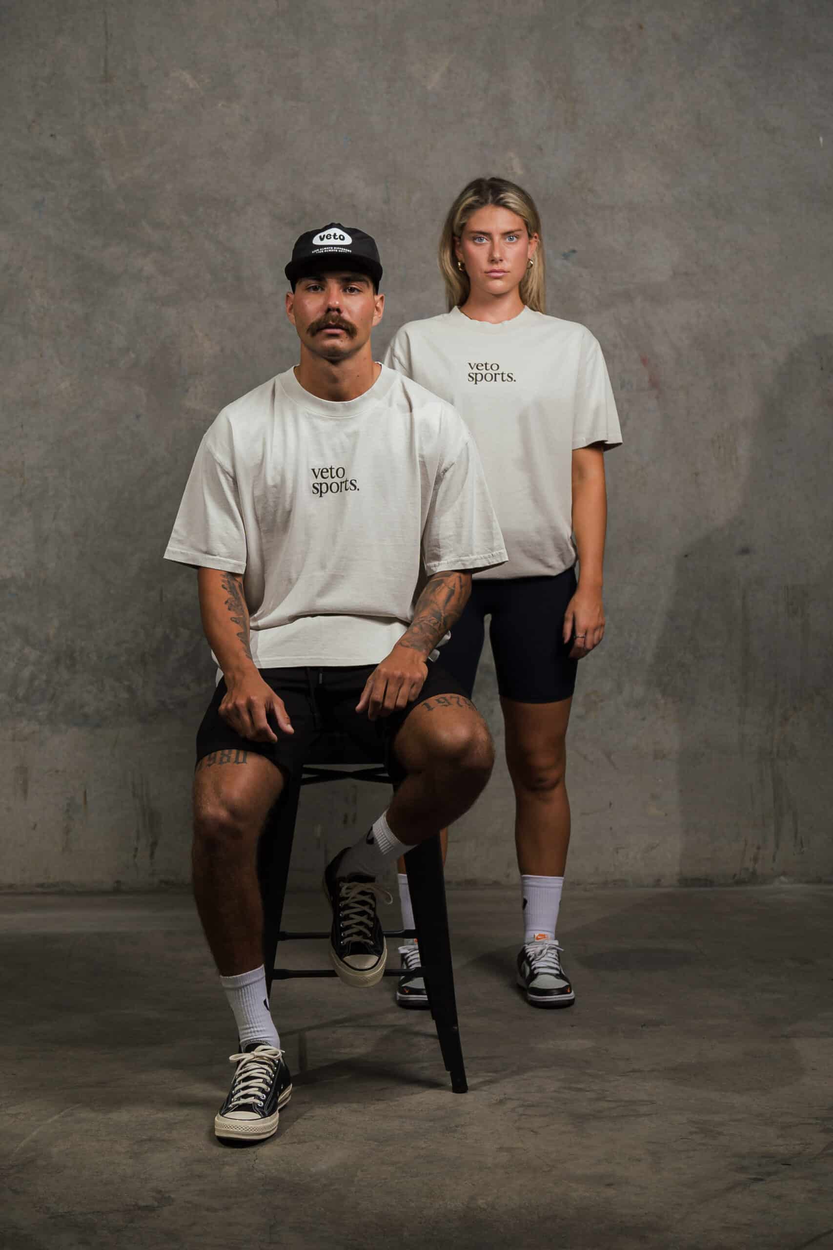 VETO SPORTS SIGNATURE TEE - FADED BONE